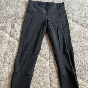 Lululemon size 6 leggings